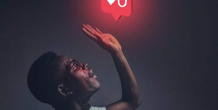 Quand les likes remplacent la vérité : L’étude qui révèle les failles des influenceurs