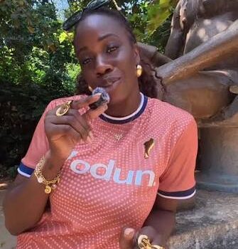 Astrid Djidjoho, la voix béninoise du lifestyle et du bien-être